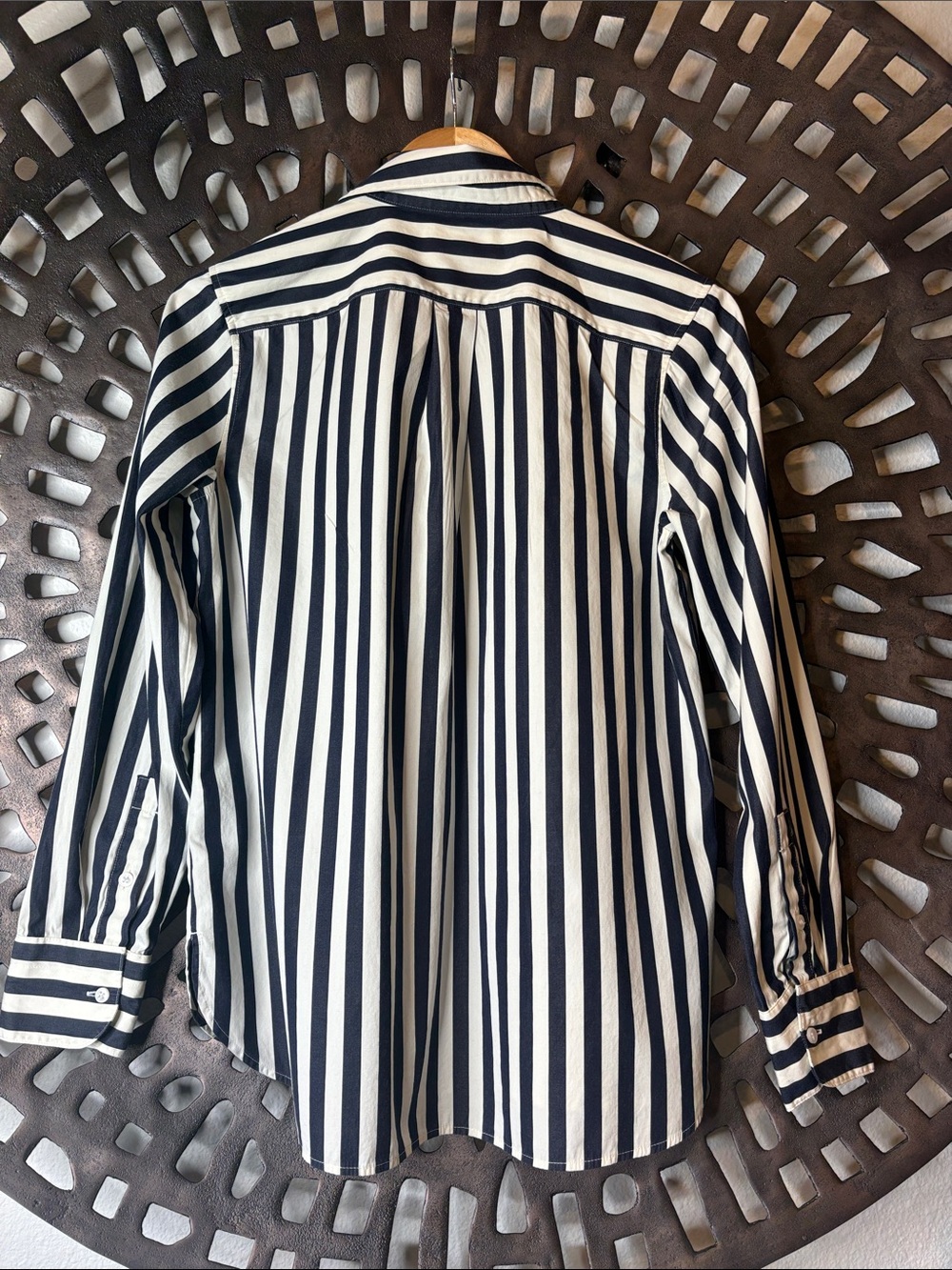 🖤 Banana Republic Oversized Striped Button Up Shirt Women’s Small Cotton 🖤 - Picture 5 of 8